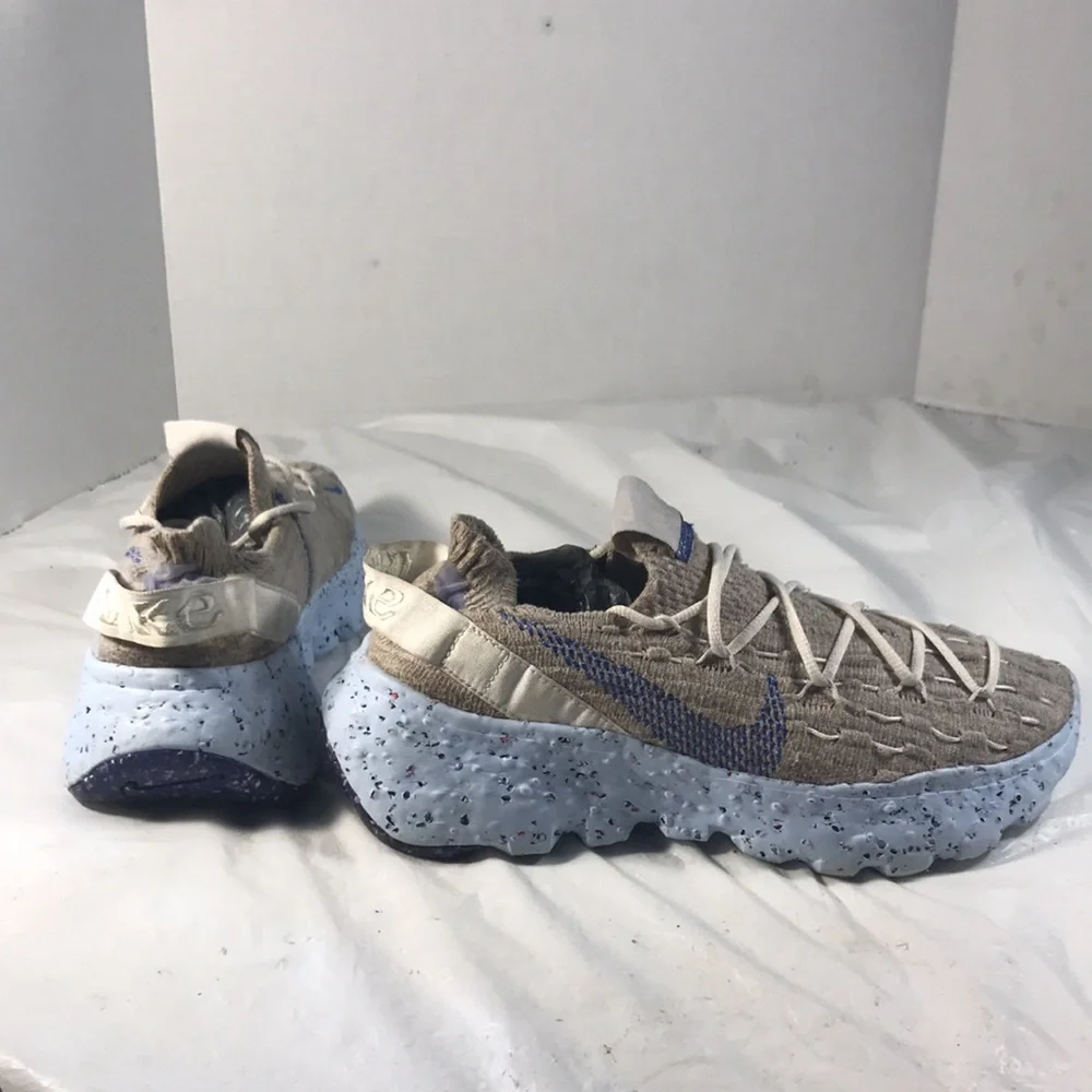 Nike Space Hippie 04 Mens Slip On and Lace Sneakers in Sand and Astronomy Blue